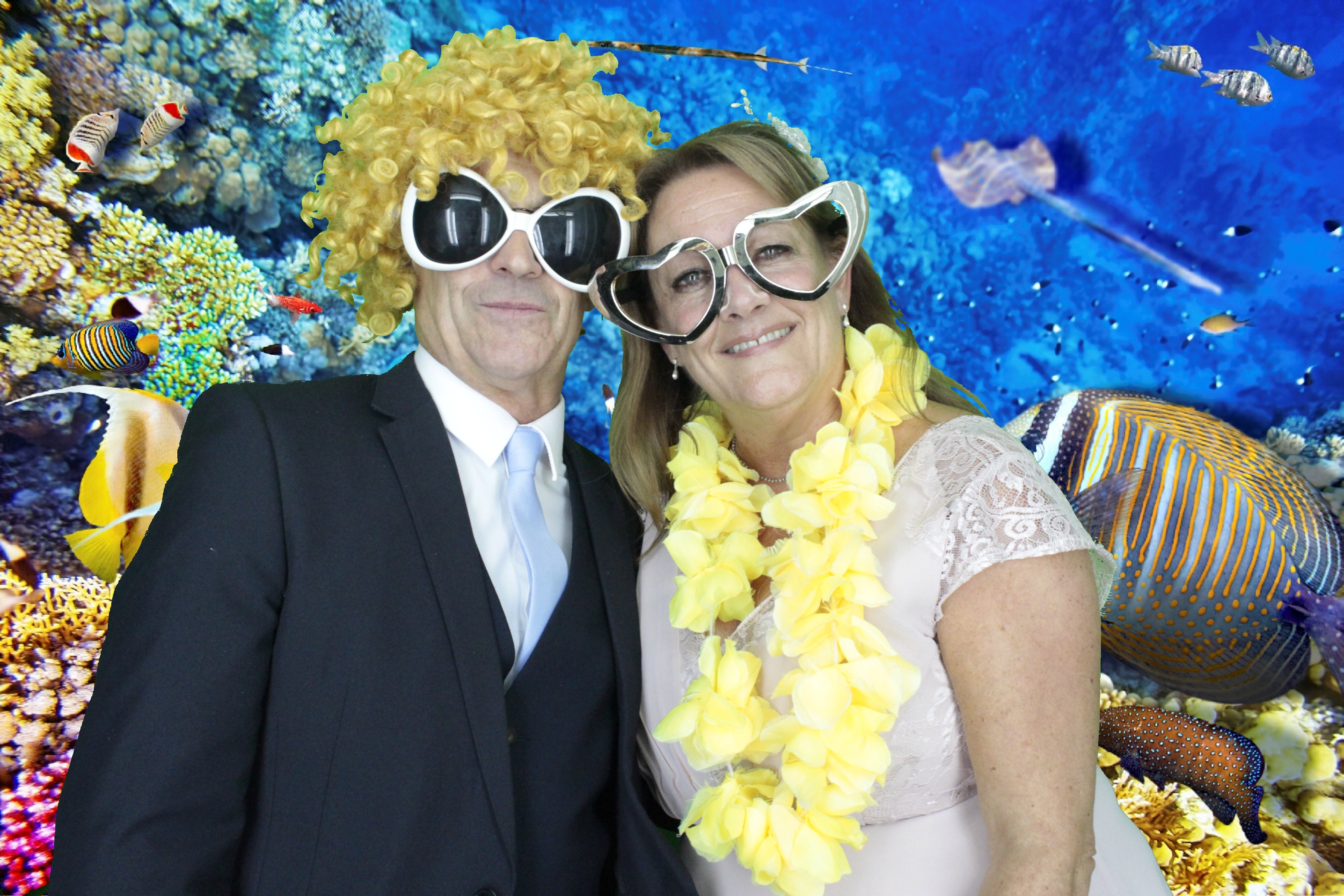 Mr & Mrs Hillier | View more photos from the event at gallery.myphotoboothexperience.co.uk/u/MyPhotoBoothExperienceLtd/Mr-Mrs-Hillier